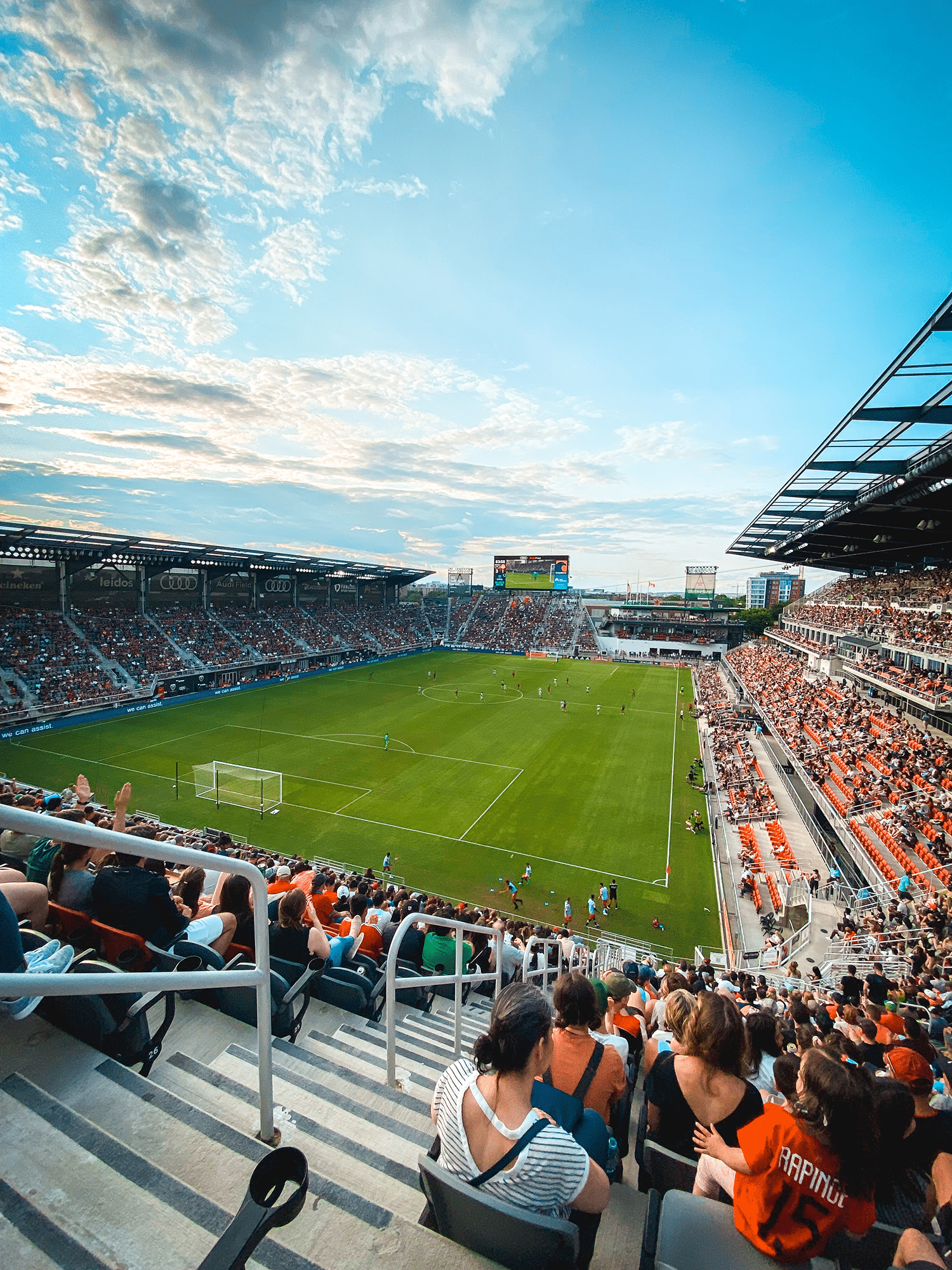 How To Survive Sporting Events With Toddlers (And Actually Enjoy Them) 4 Sporting Events with Kids