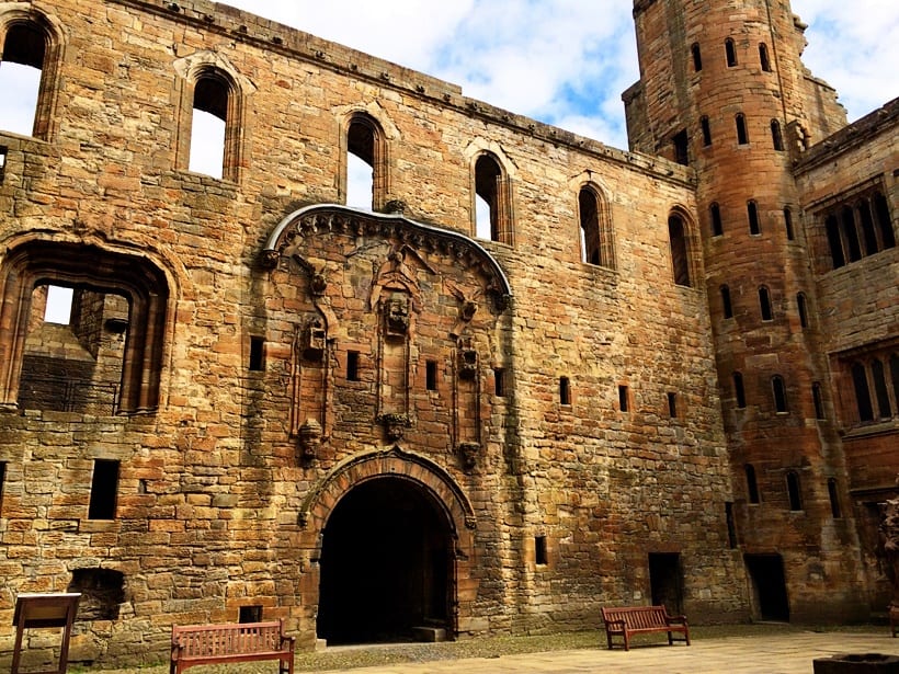 linlithgow palace- Scotland with Kids Itinerary