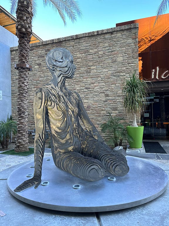 Outdoor Art installations in Palm Springs CA