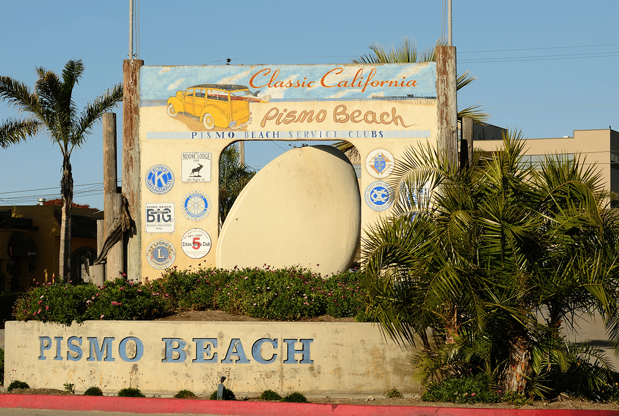12 Amazing Things to Do in Pismo Beach CA 4 Sign in Pismo Beach, California- credit DepositPhotos