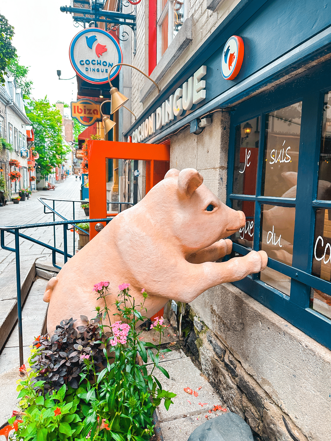 Quebec City 4-Day Itinerary: A Girls’ Getaway Guide 42 Restaurant in Petit-Champlain- Old town quebec restaurant- photo by Keryn Means