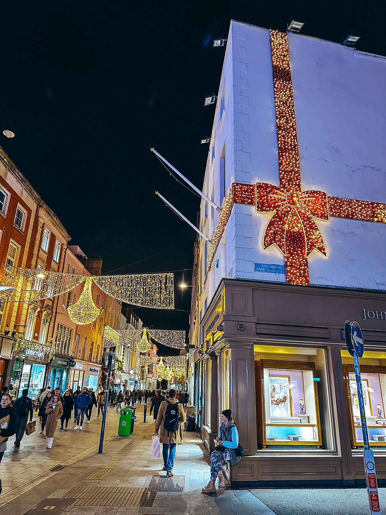 Your Ultimate Ireland Christmas Market Road Trip Itinerary 11 Grafton Street in Dublin, Ireland