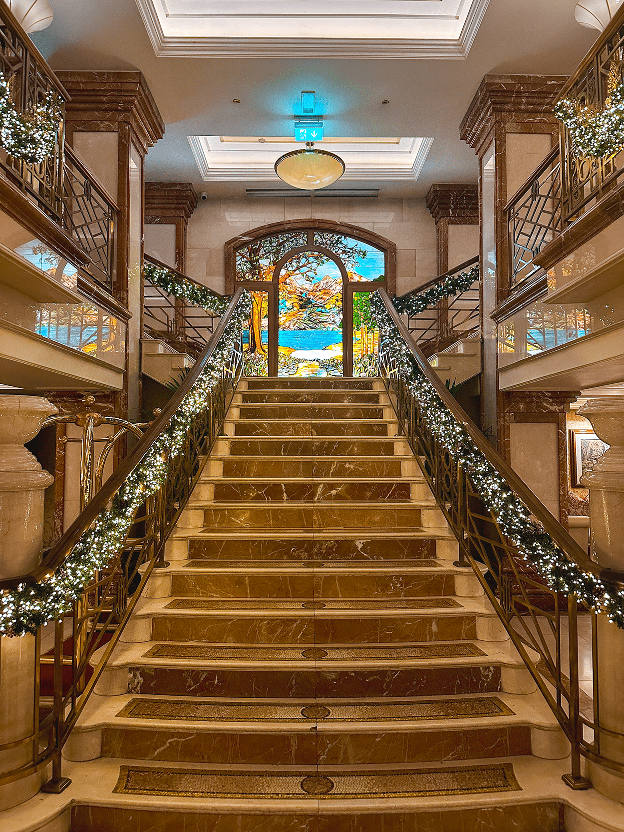 Your Ultimate Ireland Christmas Market Road Trip Itinerary 28 Killarney Plaza Hotel