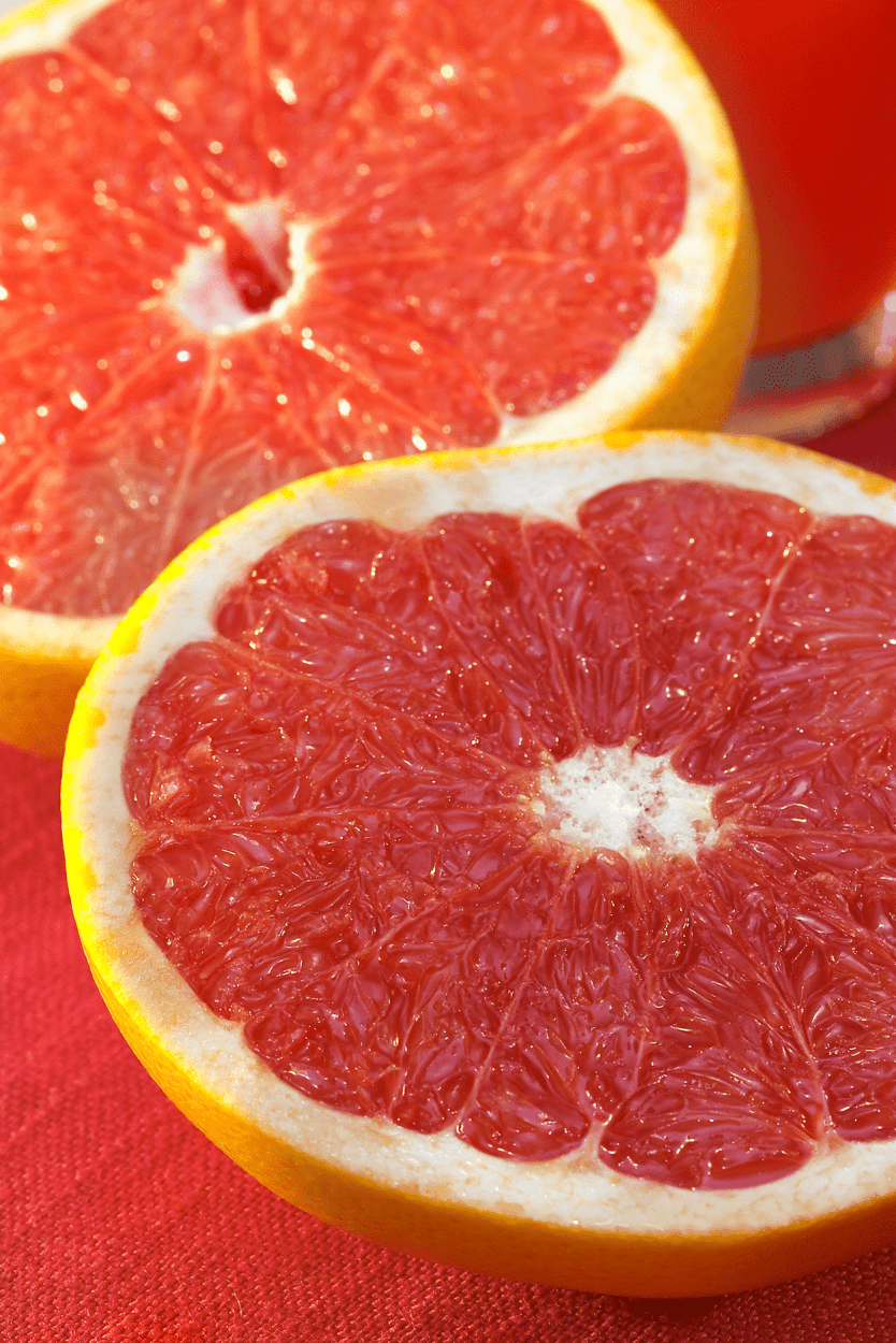 Best Fruits for Cocktails: Flavor Pairings, Liquor Matches, and Seasonal Tips 5 Grapefruit