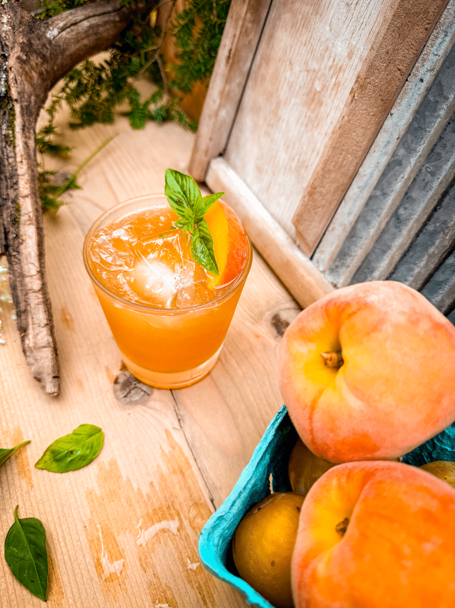 Earl Grey Peach Smash 2 Earl Grey Peach Smash Cocktail Recipe