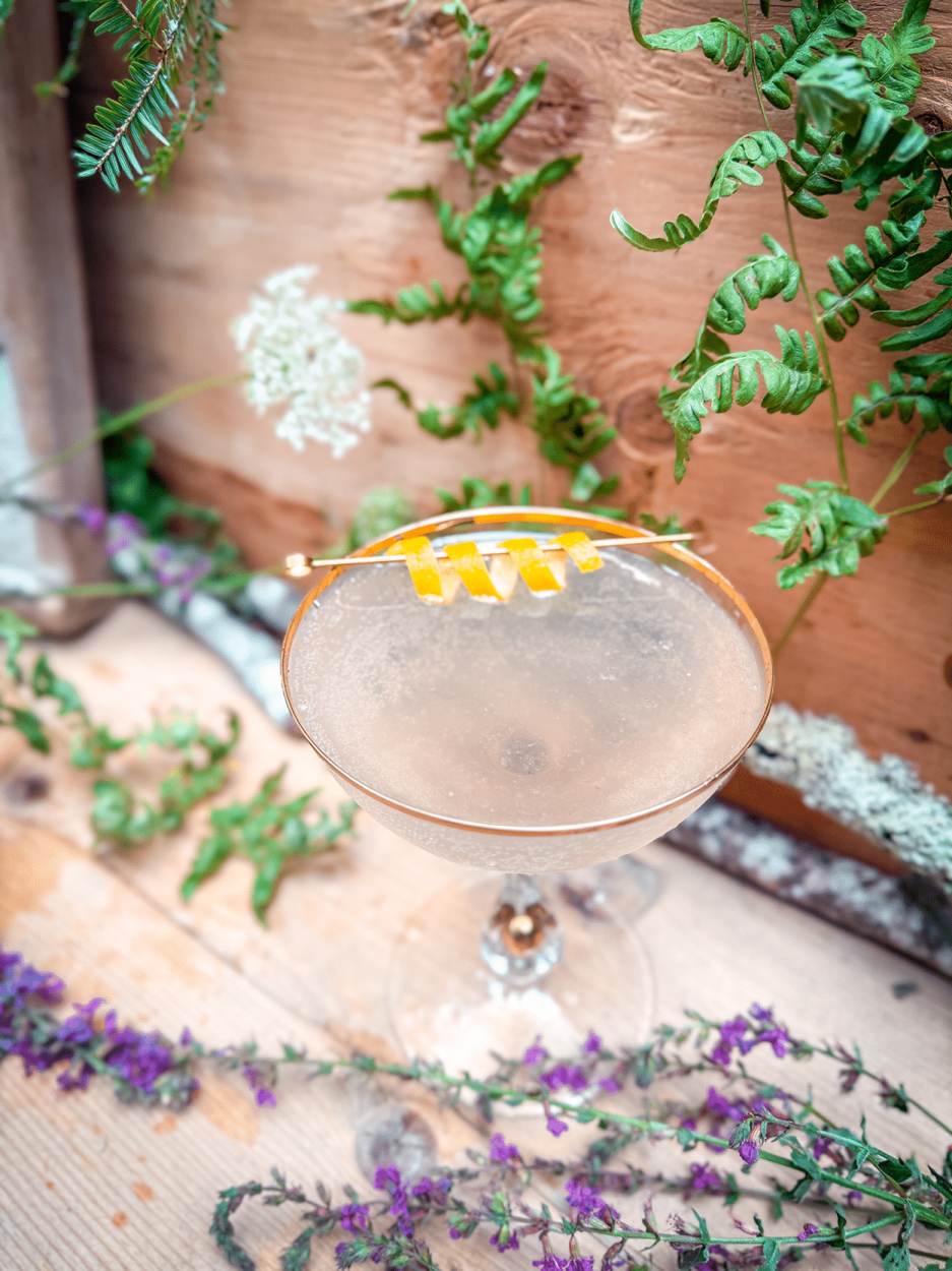 Lavender Elderflower Spritz 2 Lavender Elderflower Spritz