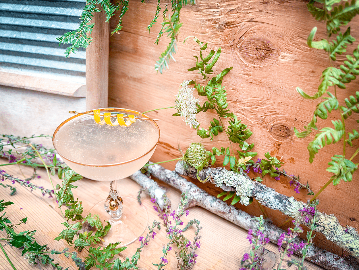 Lavender Elderflower Spritz 1 Lavender Elderflower Spritz