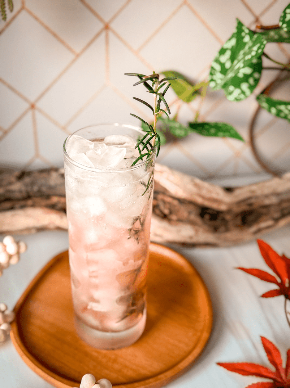 Rosemary Fig Collins 4 Rosemary Fig Collins cocktail recipe