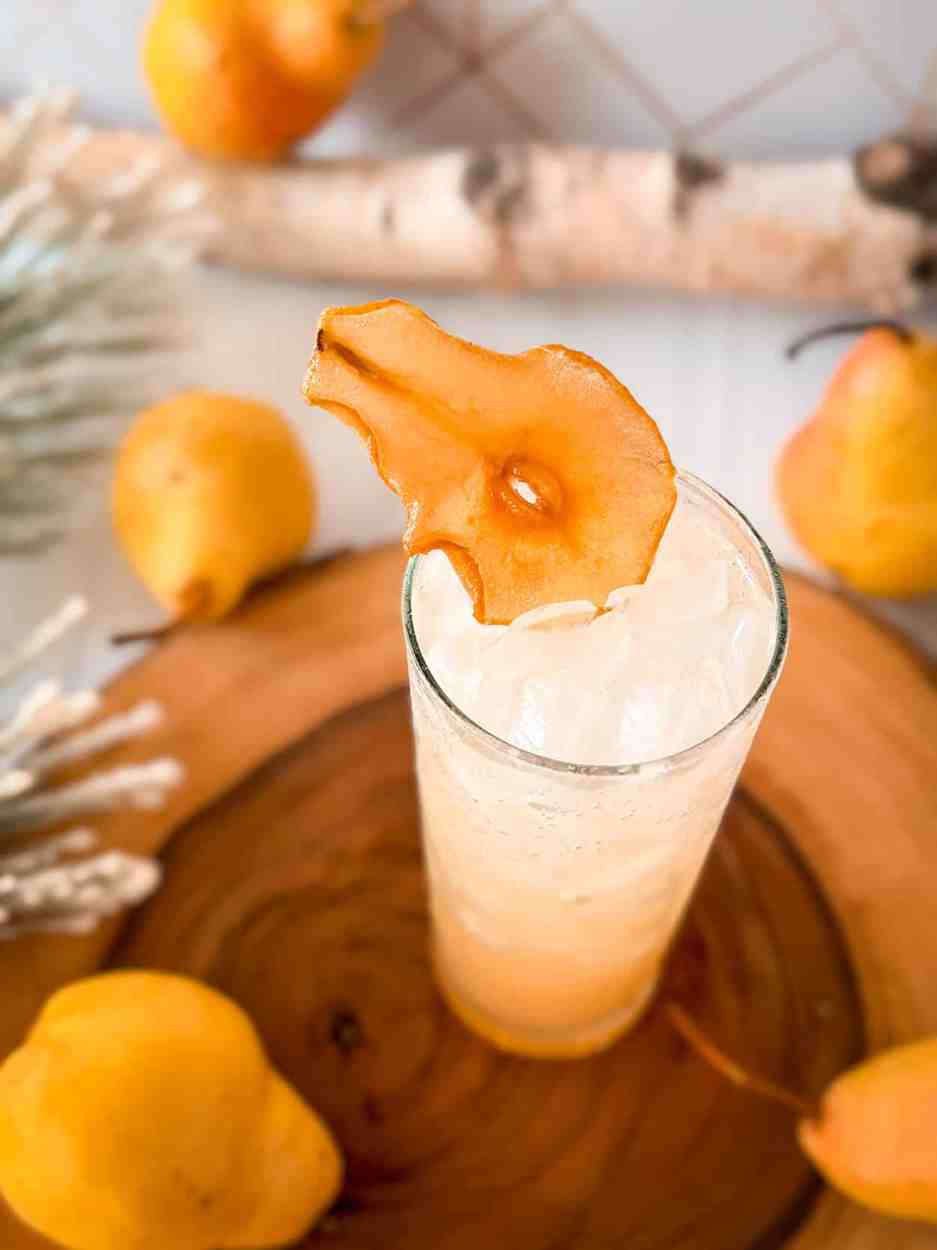 Spiced Pear Cooler Mocktail 1 Spiced Pear Cooler cocktail recipe