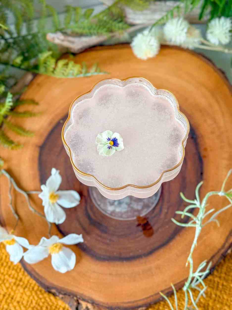 Falling Petals Sakura Gimlet 2 falling petals gin gimlet cocktail recipe