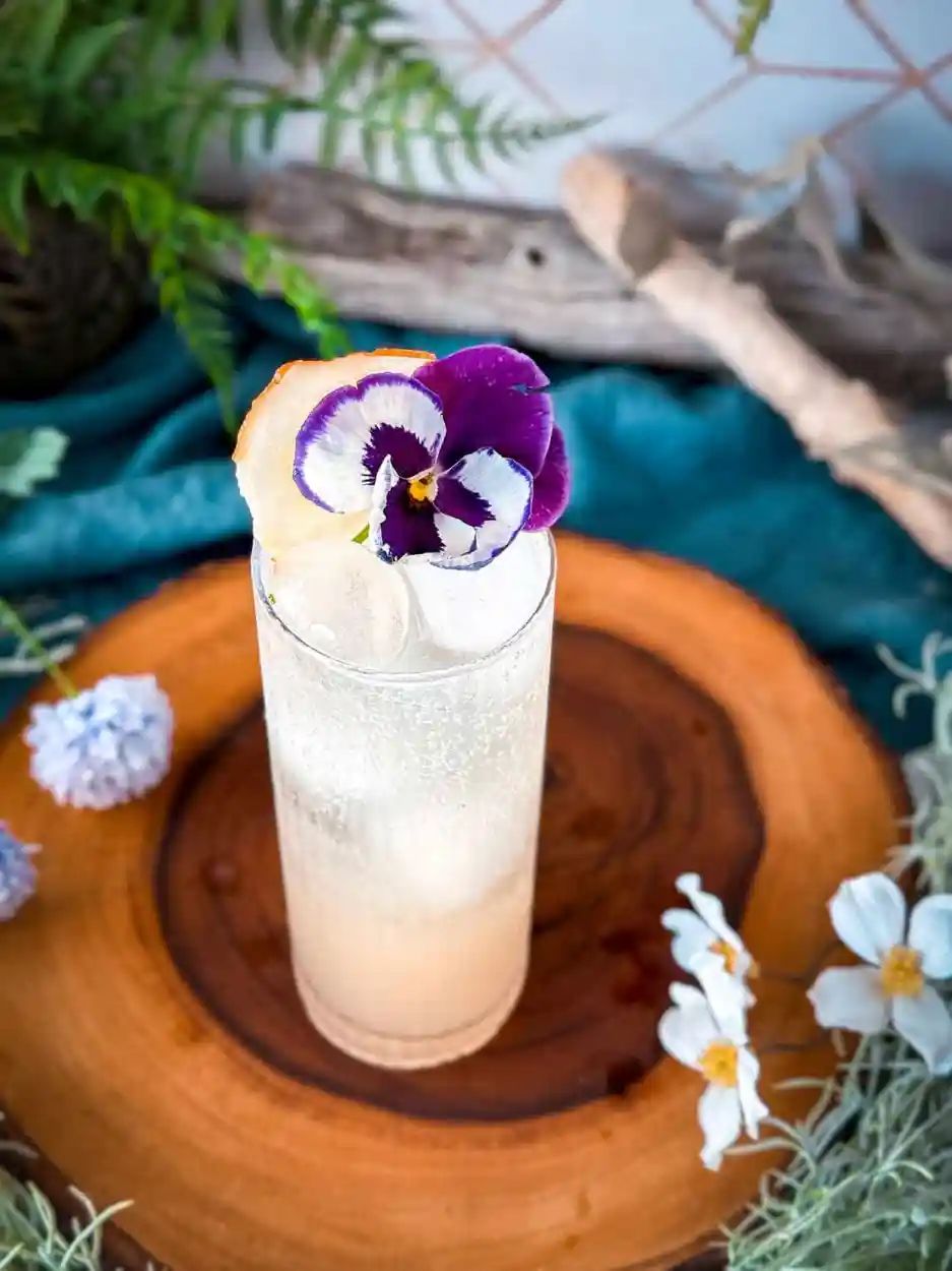 Pear Sakura Gin Collins 1 Pear Sakura Gin Collins cocktail recipe