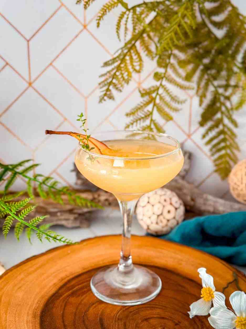 Pear Thyme Martini 1 Pear Thyme Martini cocktail recipe