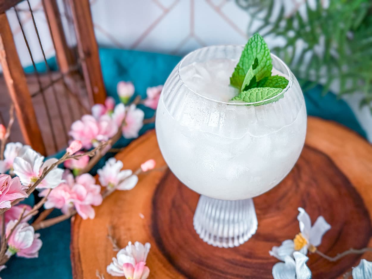 Lychee Blossom Spritz 2 Lychee Blossom Spritz cocktail recipe
